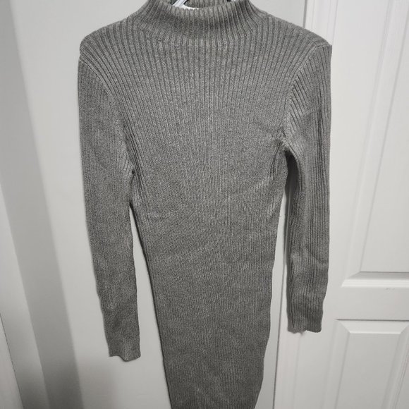 Grey long sleeve dress - Picture 1 of 1